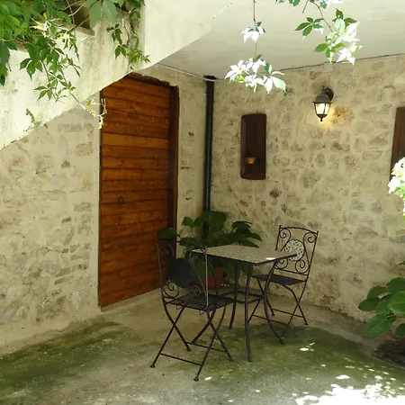 Bed & Breakfast Goriano Valli 3*