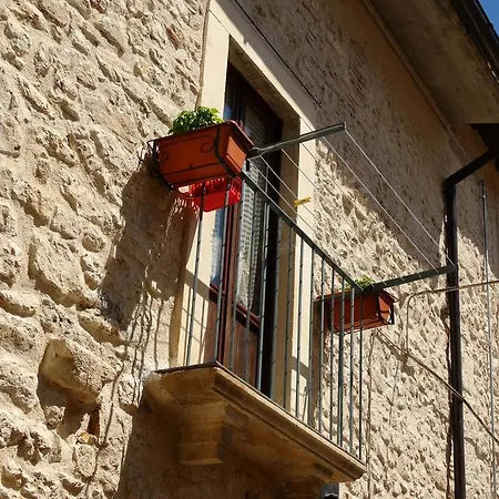 Goriano Valli Bed & Breakfast *