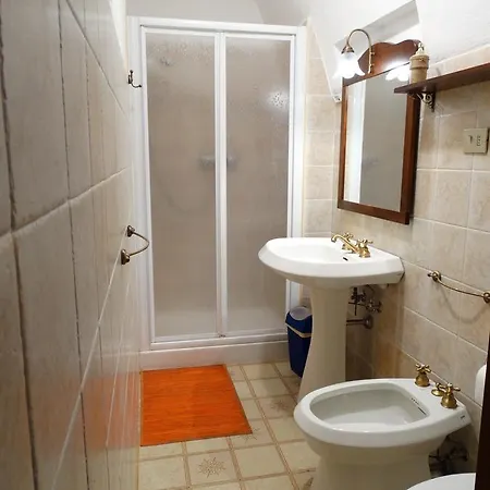 Goriano Valli Bed & Breakfast *