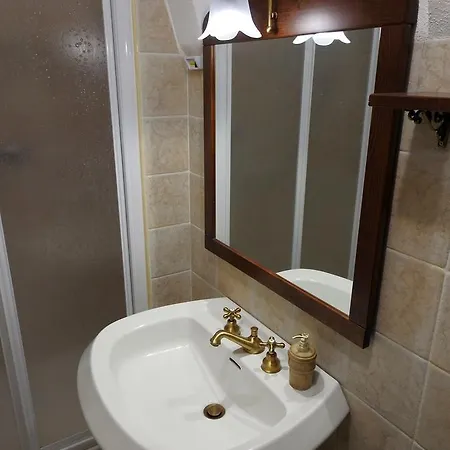 Goriano Valli Bed & Breakfast